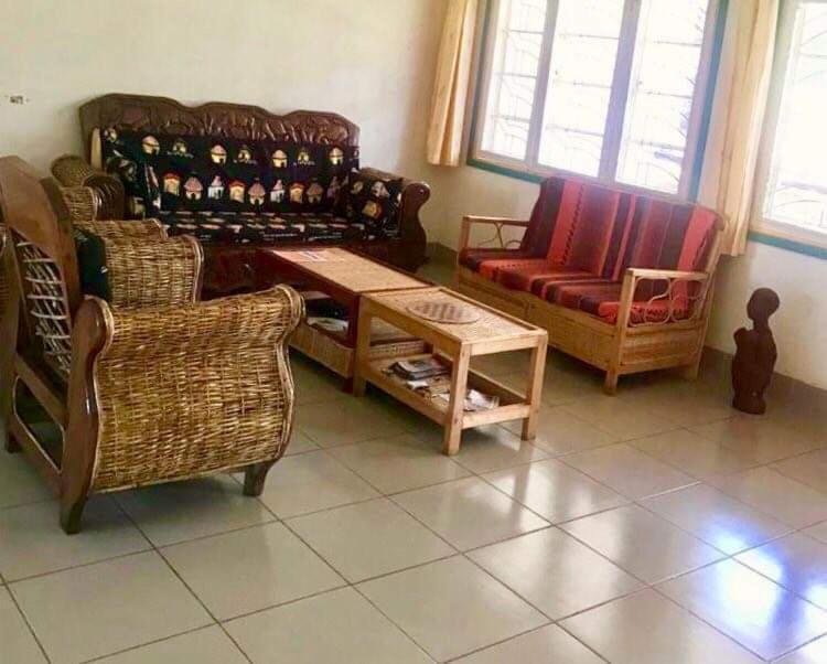 Homestaystudio62 Jinja Esterno foto